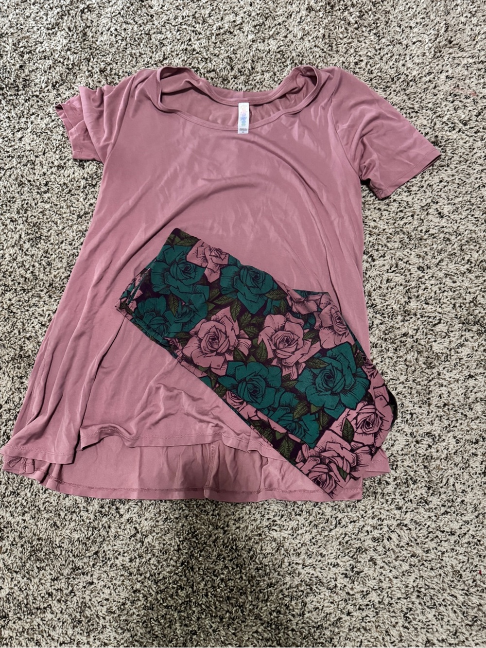 Lularoe Women's Rose Pink Set